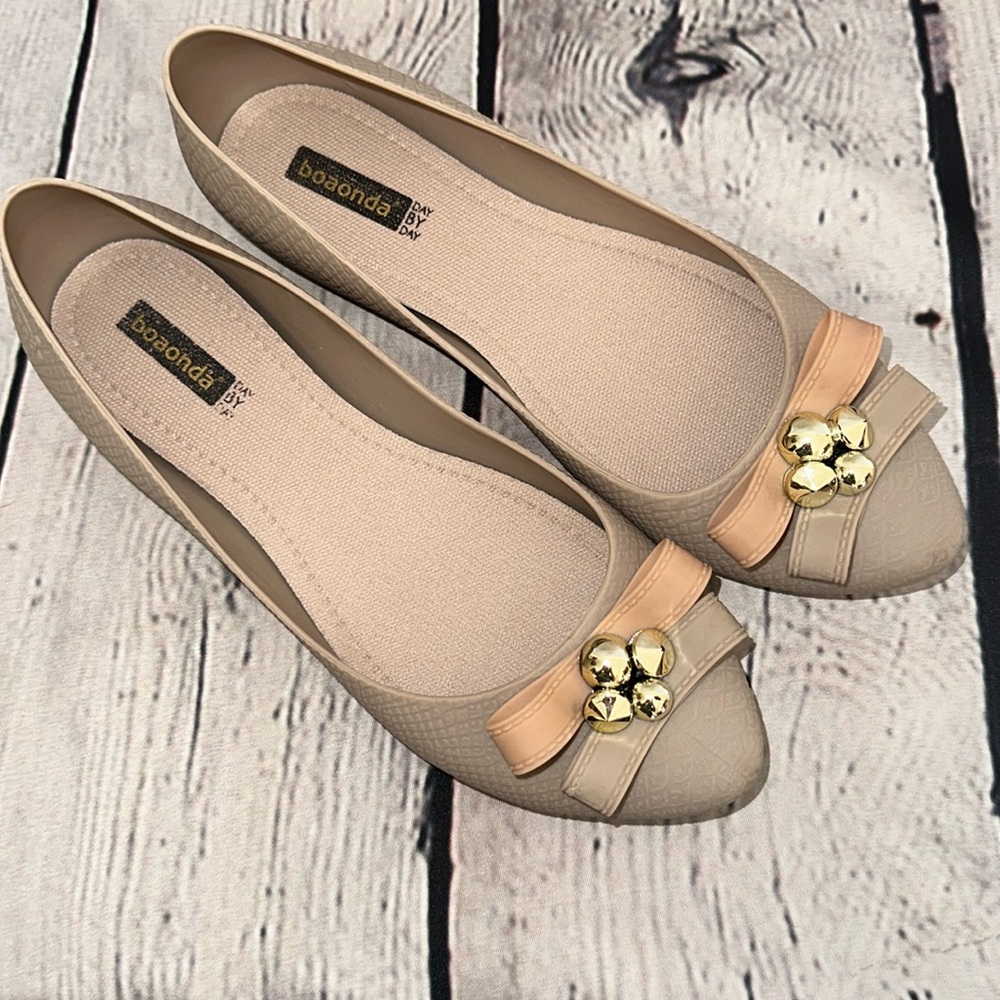 Boaonda Women’s Rubber Flats